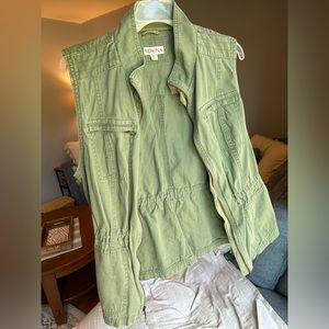 Army green ladies vest